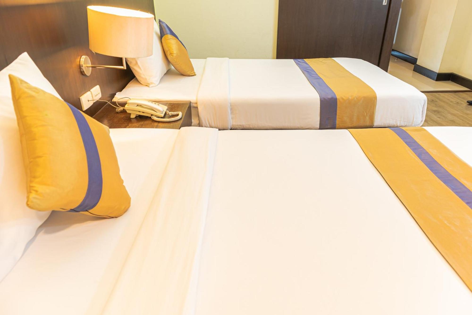 โรงแรม ซิตี้พาร์ค โคราช City Park Hotel Nakhonratchasima Exteriör bild