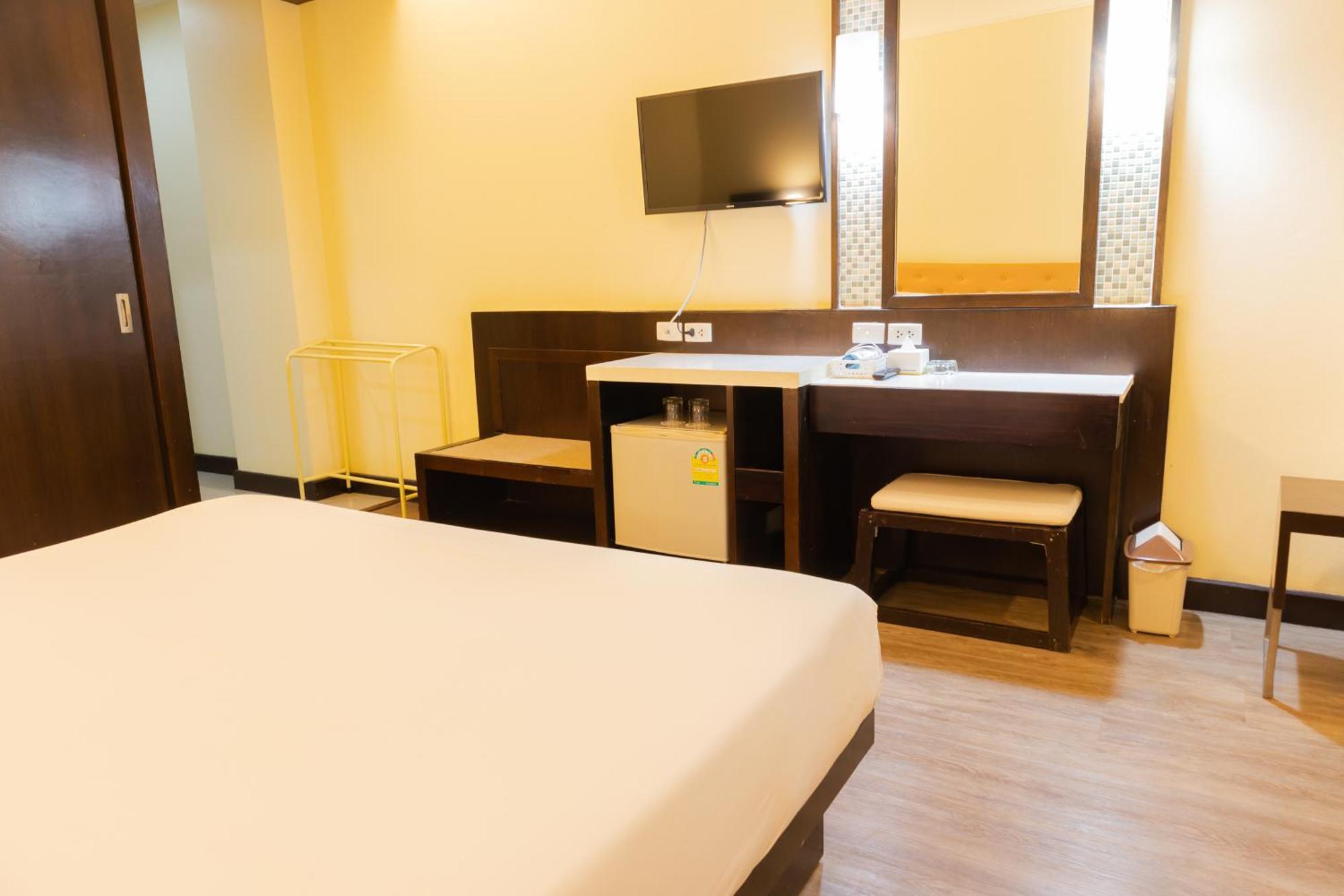 โรงแรม ซิตี้พาร์ค โคราช City Park Hotel Nakhonratchasima Exteriör bild
